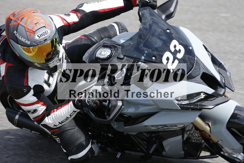 /Archiv-2024/29 12.06.2024 MOTO.CH Track Day ADR/Gruppe gelb/23